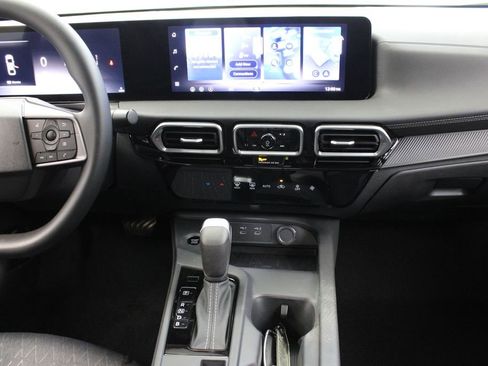 New 2026 Nissan Sentra SV w/ Floor Mat Package image 19