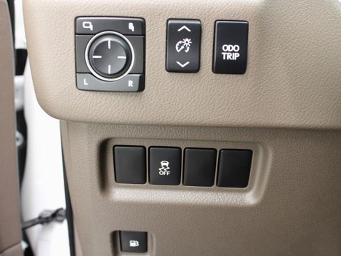 Used 2012 Lexus GX 460 w/ Comfort Plus Pkg AWD/4WD image 62