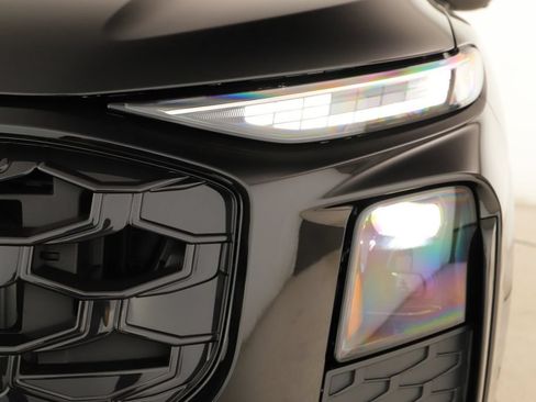New 2026 Audi Q3 quattro 2.0T AWD/4WD image 36