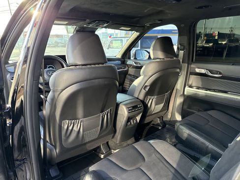Used 2024 Hyundai Palisade Calligraphy image 14
