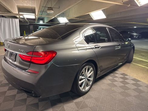Used 2017 BMW 740e xDrive image 7