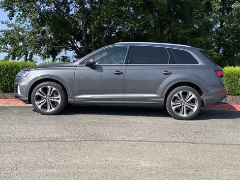Used 2024 Audi Q7 3.0T Prestige AWD/4WD image 10