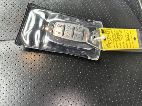 Used 2020 Chrysler Pacifica Touring-L image 35