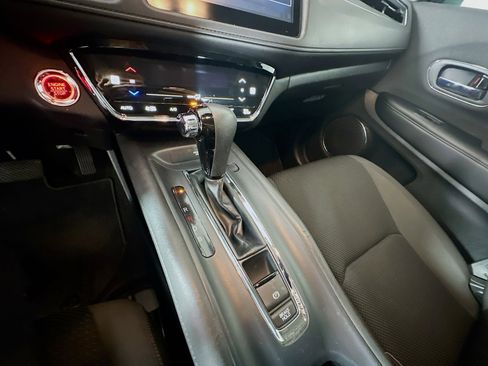 Used 2022 Honda HR-V EX image 24