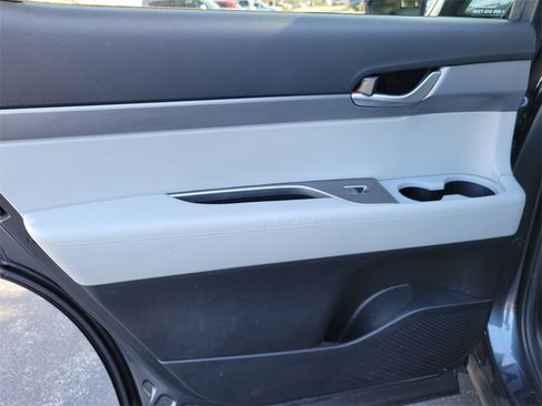 Used 2020 Hyundai Palisade SE image 12