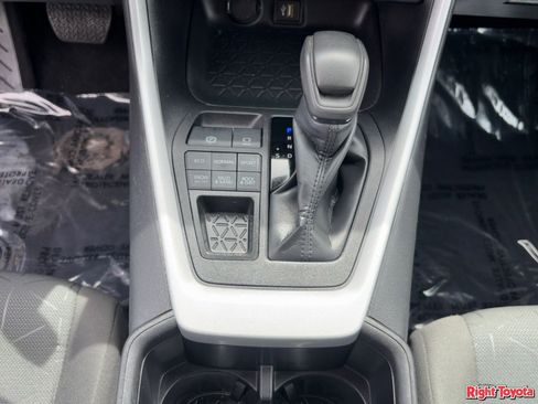 Certified 2024 Toyota RAV4 XLE AWD/4WD image 29