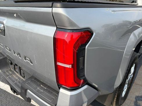 Certified 2024 Toyota Tacoma Limited w/ Limited Package (LT) AWD/4WD image 37
