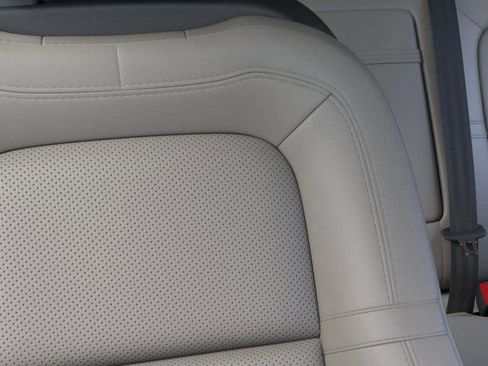 New 2025 Lincoln Corsair FWD w/ Equipment Group 101A image 16