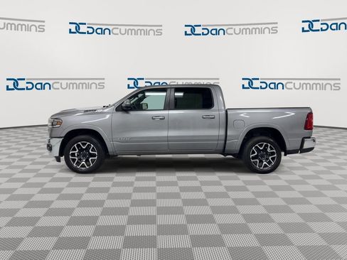 Used 2025 RAM 1500 Laramie AWD/4WD image 5