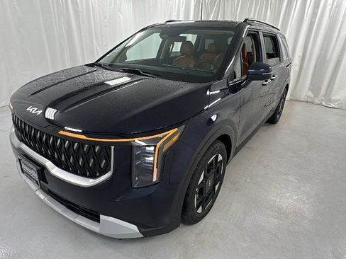 New 2026 Kia Carnival EX image 7