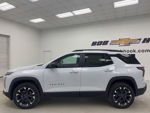 New 2026 Chevrolet Equinox RS image 8