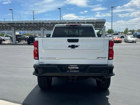 New 2026 Chevrolet Silverado 2500 ZR2 AWD/4WD image 24