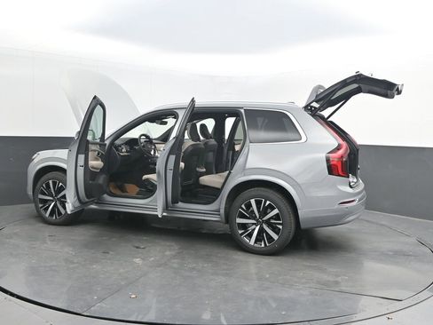 New 2026 Volvo XC90 B6 Core AWD/4WD image 40
