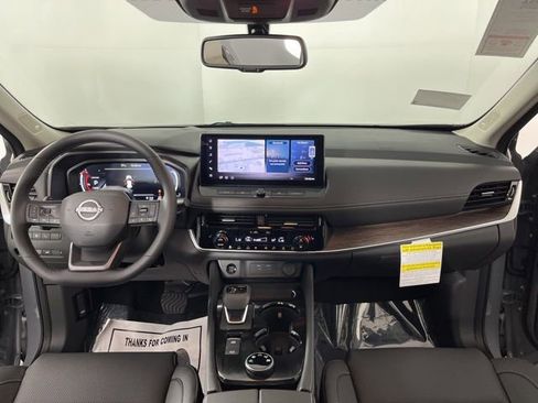 New 2026 Nissan Rogue Platinum image 38