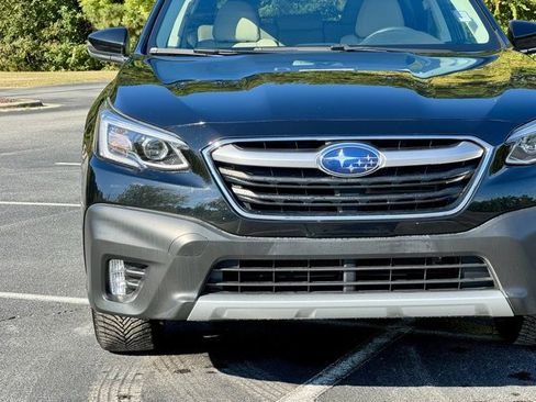 Used 2022 Subaru Outback Limited XT image 13