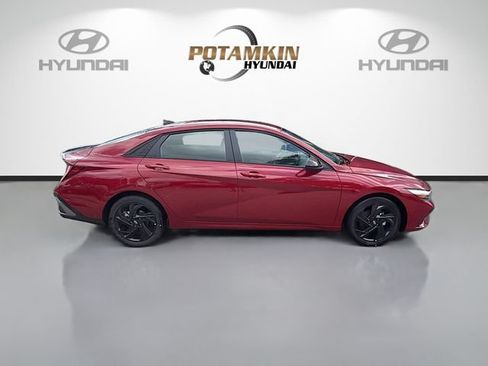 New 2026 Hyundai Elantra Sport FWD image 4