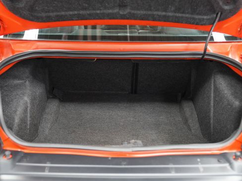 Used 2022 Dodge Challenger R/T Scat Pack w/ 1320 Drag Pack image 7