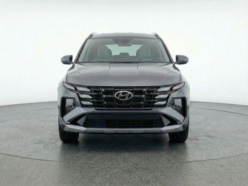 Used 2025 Hyundai Tucson SEL image 2