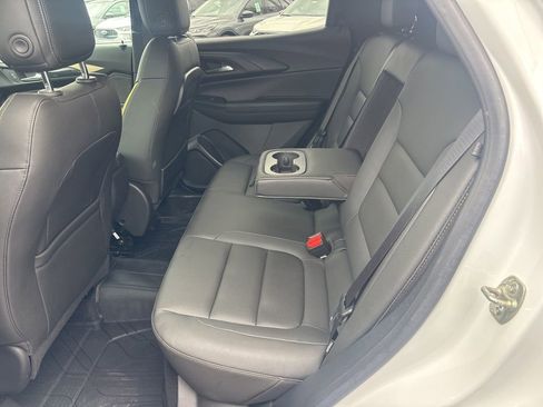 Used 2024 Chevrolet TrailBlazer ACTIV w/ Convenience Package image 14