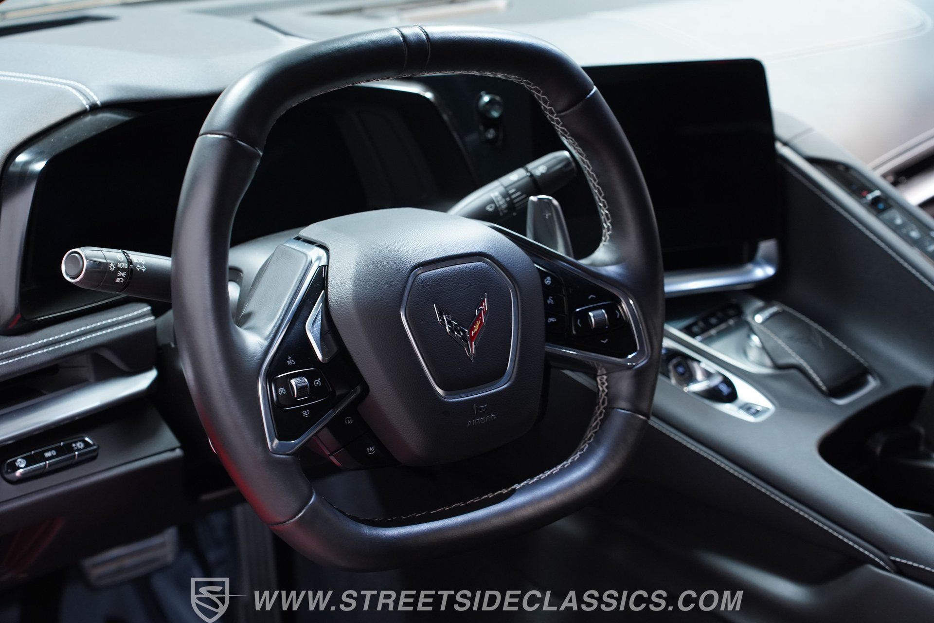 Used 2021 Chevrolet Corvette Stingray Preferred Cpe w/ Z51 Performance Package RWD image 34