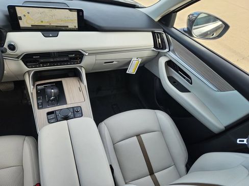 New 2026 MAZDA CX-90 Plug-In Hybrid w/ Premium Plus image 12