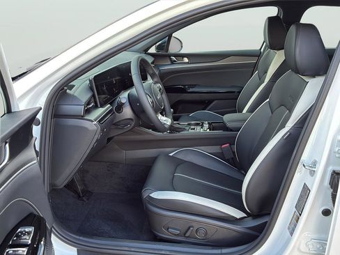 New 2026 Kia K5 GT-Line image 13