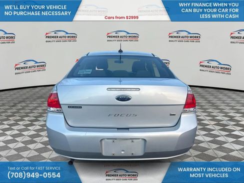 Used 2010 Ford Focus SE image 5