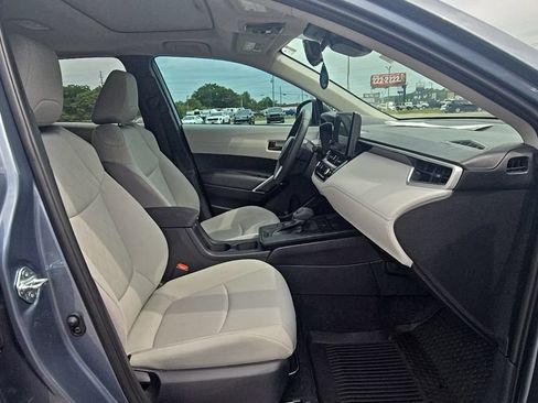 Used 2026 Toyota Corolla Cross LE w/ Moonroof Package FWD image 22