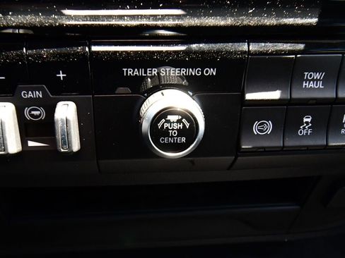 New 2025 RAM 2500 Tradesman AWD/4WD image 21