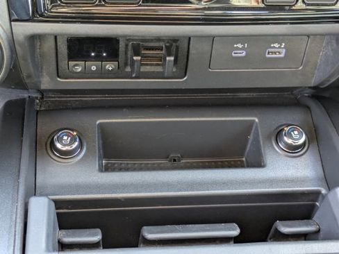 Used 2021 Nissan Titan PRO-4X w/ Pro-4x Convenience Package image 15