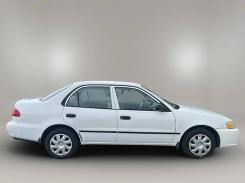 Used 2001 Toyota Corolla CE w/ Extra Value Pkg 1 FWD image 8
