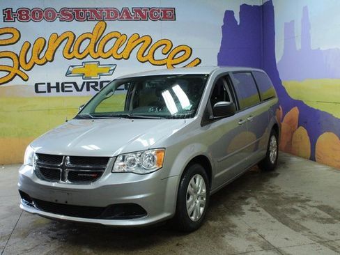 Used 2017 Dodge Grand Caravan SE w/ Power Window Group image 2