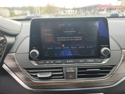 Used 2019 Nissan Altima 2.5 Platinum image 18