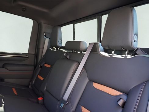 New 2026 GMC Sierra 2500 AT4 w/ AT4 Premium Plus Package image 37