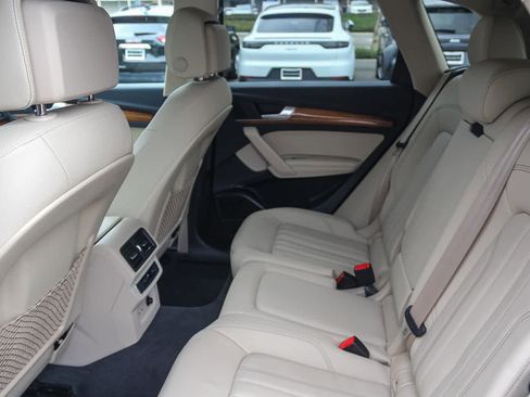 Used 2023 Audi Q5 2.0T Premium Plus w/ Premium Plus Package image 18