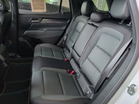 Certified 2026 GMC Terrain AT4 AWD/4WD image 17