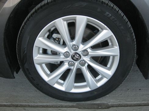 Used 2024 Toyota Corolla SE image 24