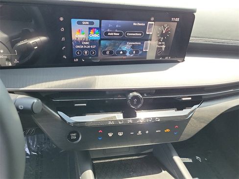 New 2025 Nissan Murano SV image 7