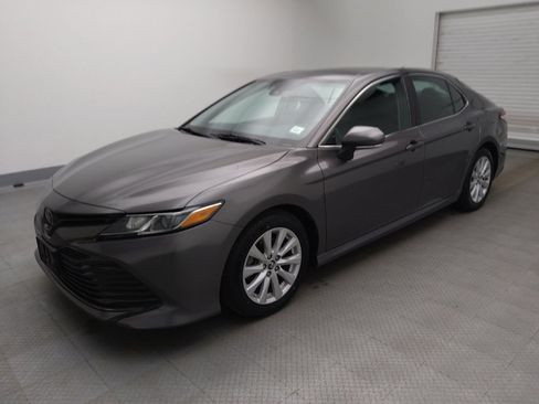 Used 2019 Toyota Camry LE w/ Audio Package image 2