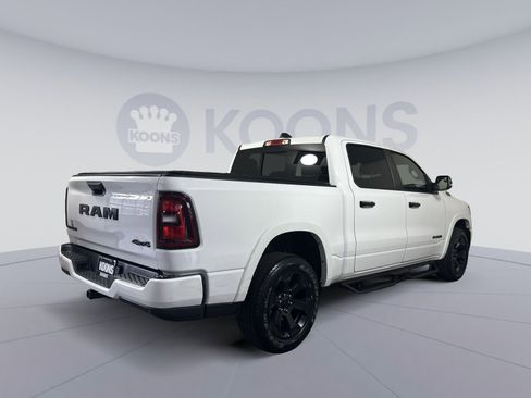 Used 2025 RAM 1500 Big Horn AWD/4WD image 7