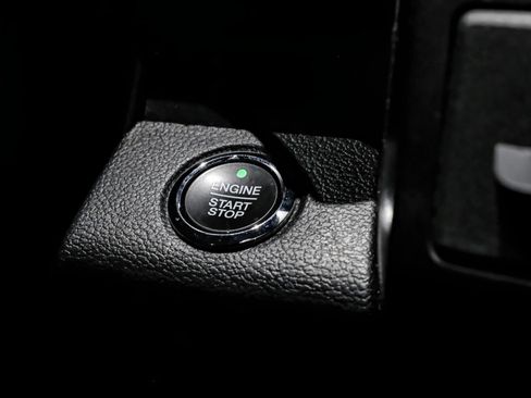 Used 2021 Ford Expedition Limited RWD image 16