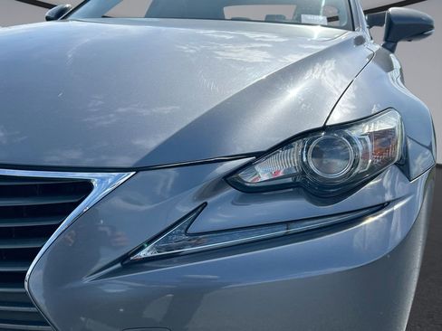 Used 2016 Lexus IS 200t RWD image 29