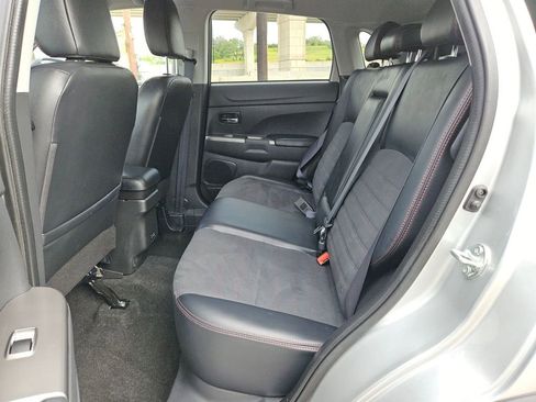 Used 2025 Mitsubishi Outlander Sport SE AWD/4WD image 17