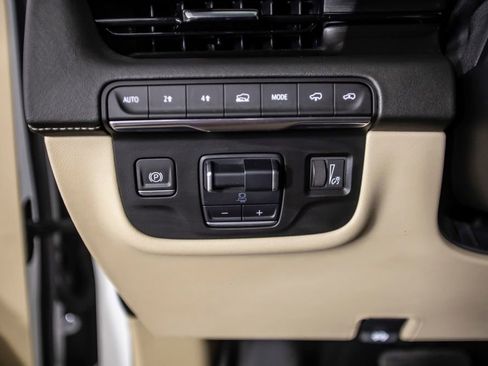 Used 2022 Cadillac Escalade Premium Luxury w/ Touring Package AWD/4WD image 38