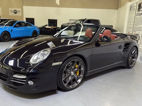 Used 2011 Porsche 911 Turbo S AWD/4WD image 4