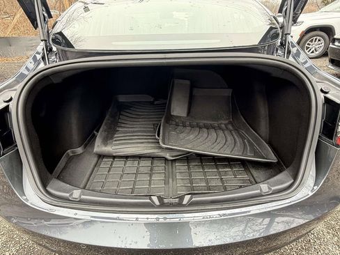 Used 2020 Tesla Model 3 Standard Range Plus image 10