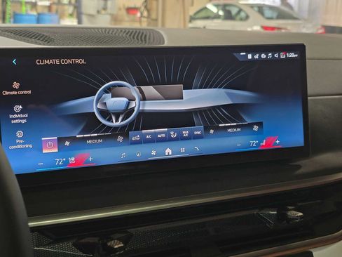 New 2026 BMW X7 xDrive40i w/ Executive Package image 33