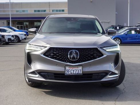 Used 2023 Acura MDX SH-AWD w/ Technology Package image 2