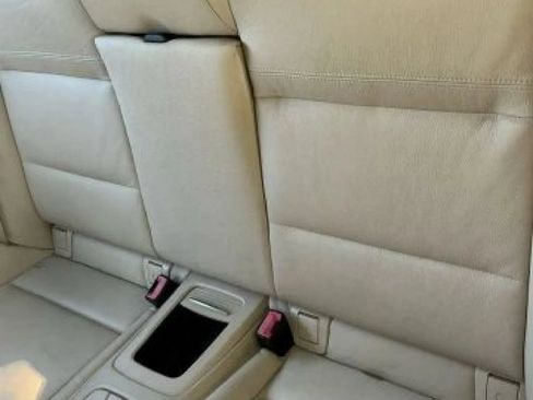 Used 2011 BMW 328i Convertible RWD image 5