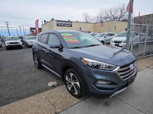 Used 2018 Hyundai Tucson Limited image 3